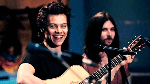 living in the eternal sunshine of harry styles — a whole ...