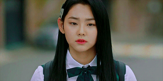 kang mina as kim yuna in hotel del luna ep. 3 : a 𝓁𝒾𝓉𝓉𝓁𝑒 out of 𝕡𝕝𝕒𝕔𝕖